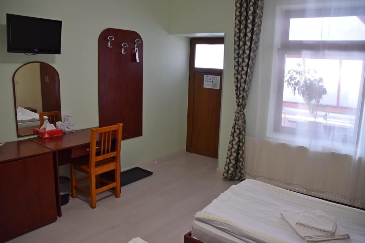 Гостевой дом Pension Old City Брашов-34