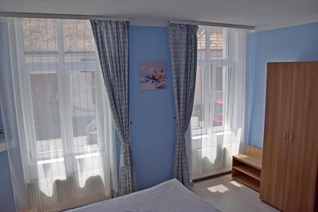 Гостевой дом Pension Old City Брашов-51